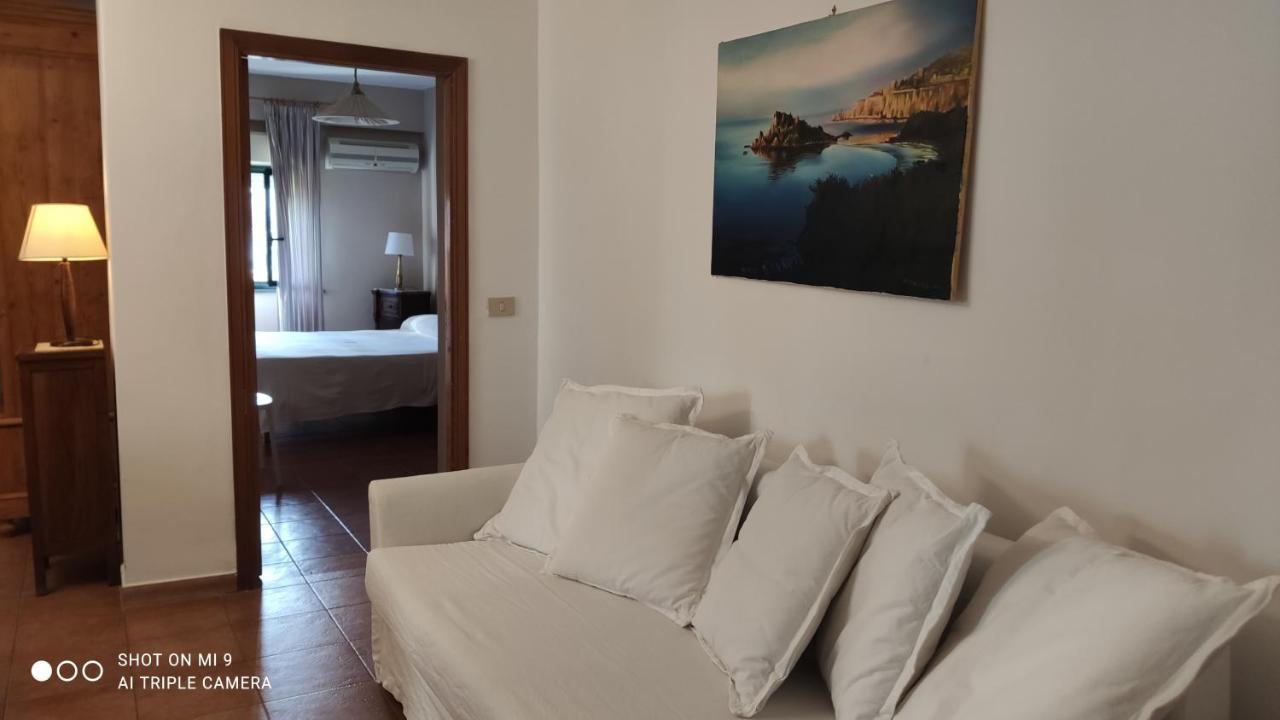 Case Borgo Vacanze Letojanni Exteriör bild