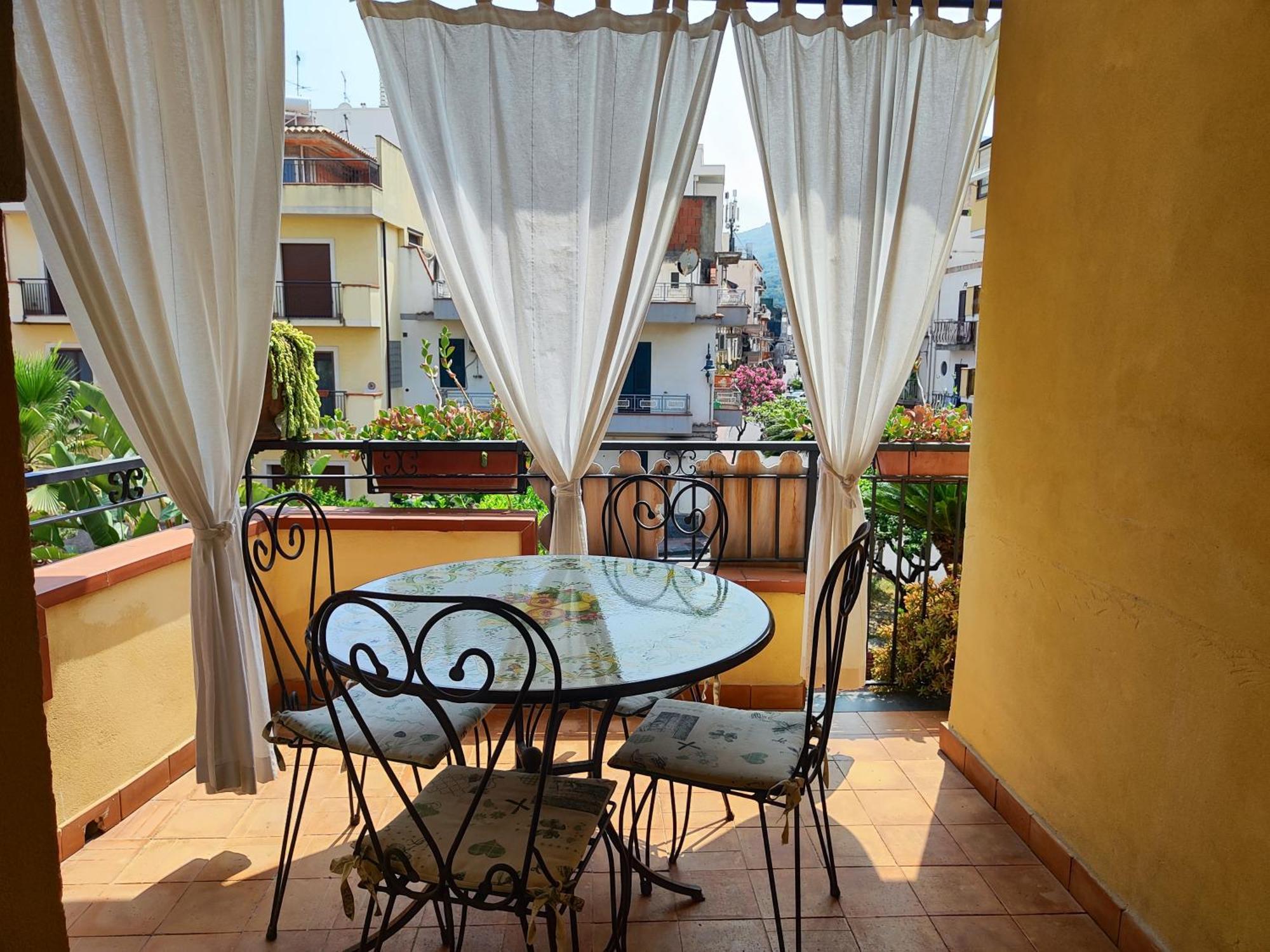 Case Borgo Vacanze Letojanni Exteriör bild
